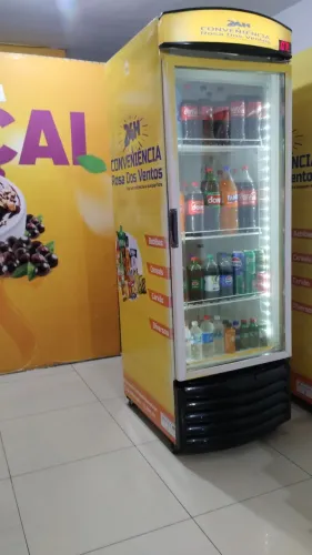 Cervejeira expositora