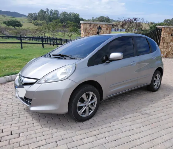 Honda Fit LX 1.4/ 1.4 Flex 8v/16v 5P Aut. 2014