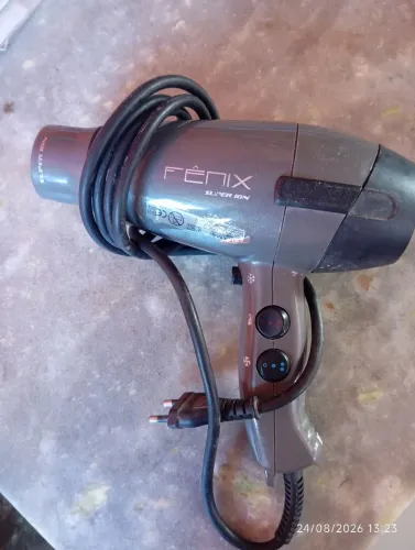 Secador profissional usado excelente.