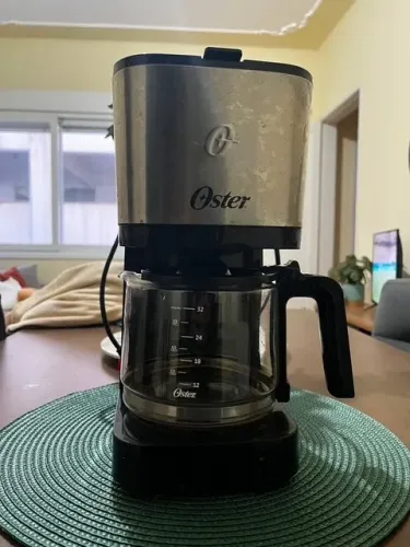 Cafeteira inox Oster 1,2L e Sanduicheira Minigrill 127V - leia descrição