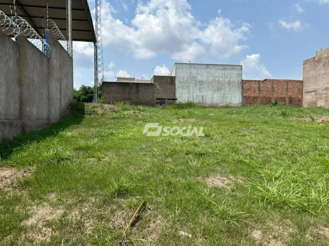 Terreno à venda, 300 m² por R$ 120.000,00 - Aponiã - Porto Velho/RO
