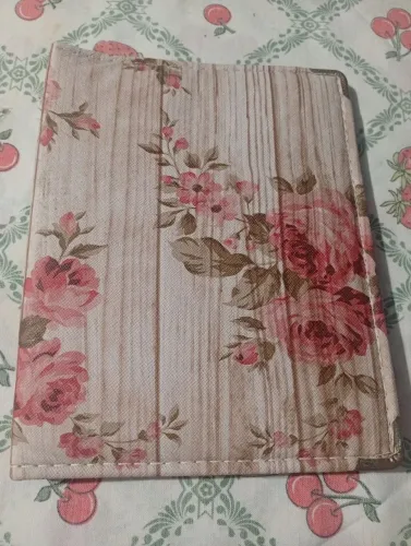 Vendo pasta para Hinos ou documentos