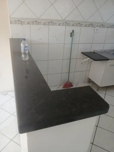 Vende -se peras de marmore pra bancada cozinha americana