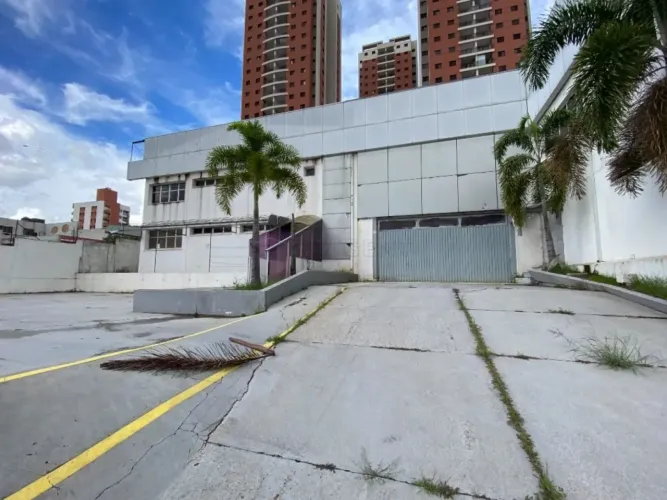 Prédio à venda no Bairro Ponte de São João - Jundiaí/SP