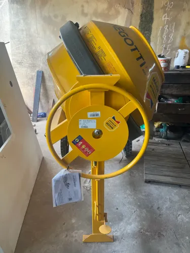 Betoneira 400L Prime 220V Menegotti