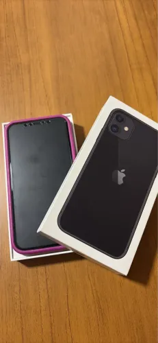 iPhone 11 - 64GB