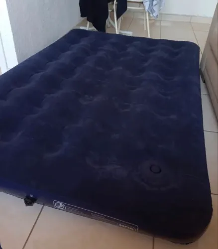 Vendo colchão casal inflável seminovo 