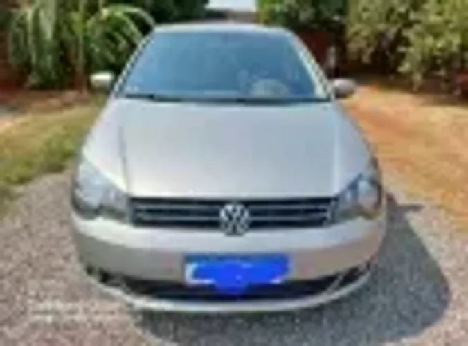 Volkswagen Polo Sed. Comfort. 1.6 MI Tot. Flex 8V 2014