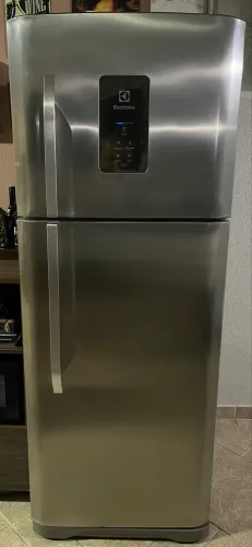 Geladeira inox Eletrolux 