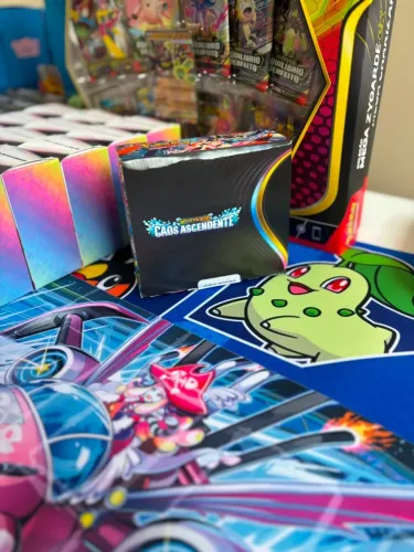 Booster box caos ascendente