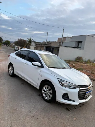Chevrolet Onix Plus LT 1.0 12V Flex Mec. 4P 2023