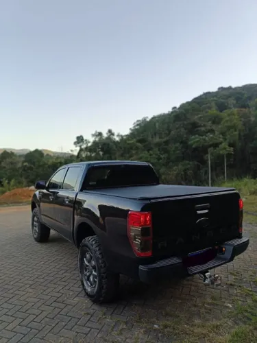 Ford Ranger XLS 2.5 16V 4X2 CD Flex 2013