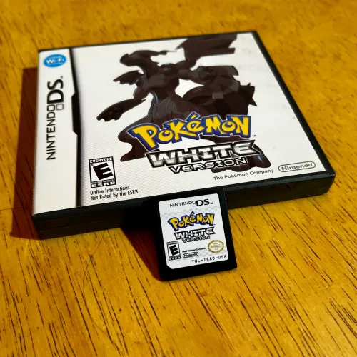 Pokémon White - Nintendo DS