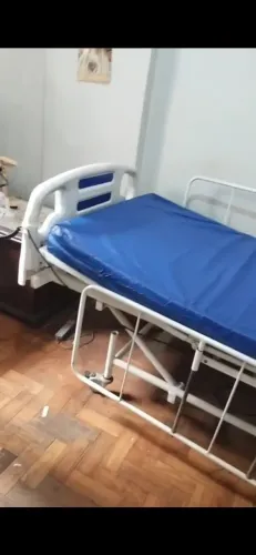 Cama hospitalar