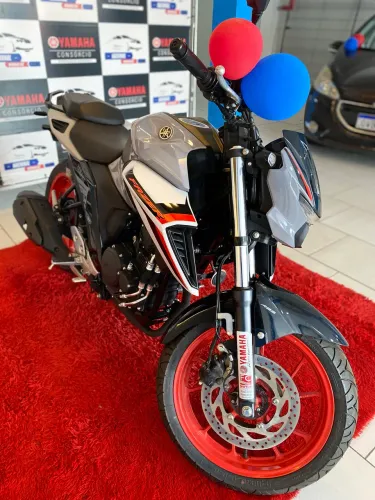 Yamaha Fazer FZ25 ABS 2024 - Cinza Fosco (Impecável!)