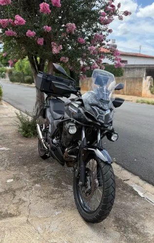Kawasaki versys X 300 tourer baixa km impecável