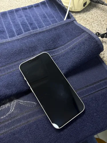 iPhone 13 Branco 128GB