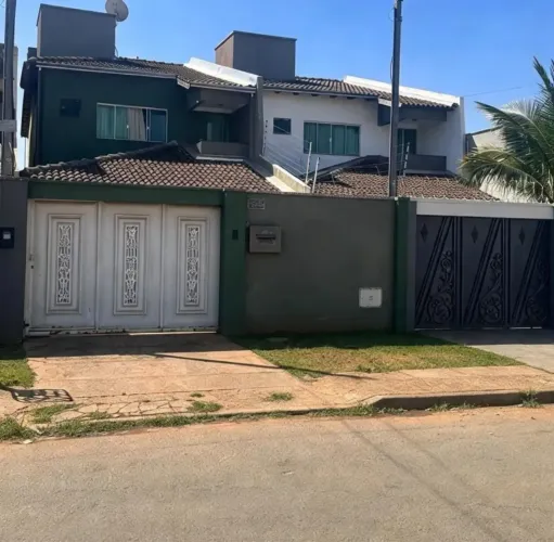 Lindo Sobrado 3 Quartos (Suítes) no Jardim Presidente - Goiânia