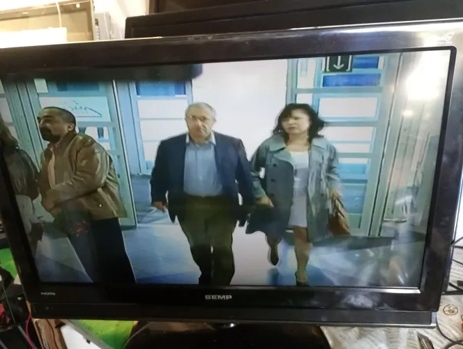 Tv Semp 32 polegadas não é digital 