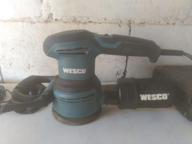 Lixadeira roto orbital wesco 110 V usada e em boas condições! 