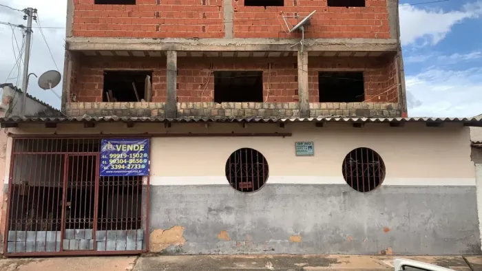 Imóvel para venda com 200 metros quadrados em Santa Maria - Brasília - DF
