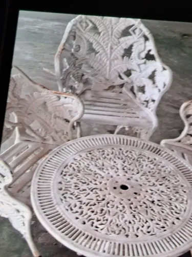 mesa e cadeiras samambaia