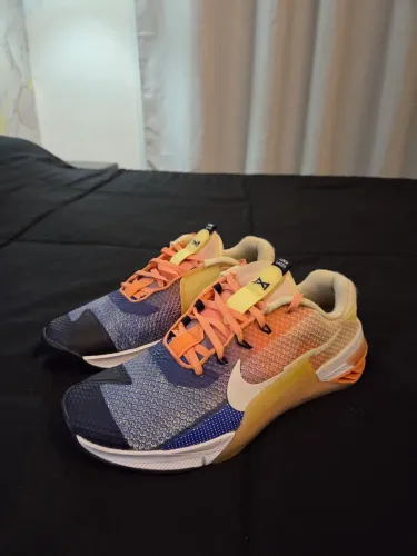 TÊNIS NIKE METCON 7 AMP MULTICOLOR