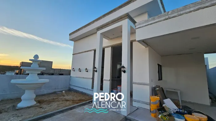 Casa Neoclássica no condomínio Porto Monte