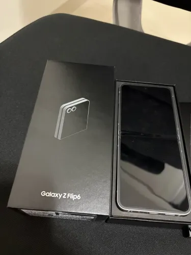 Galaxy flip 6 256gb pouco uso