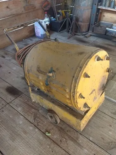 Máquina de Solda Elétrica das Antigas Potente Resistente.