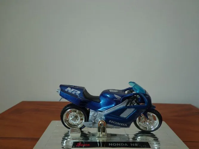 Honda NR