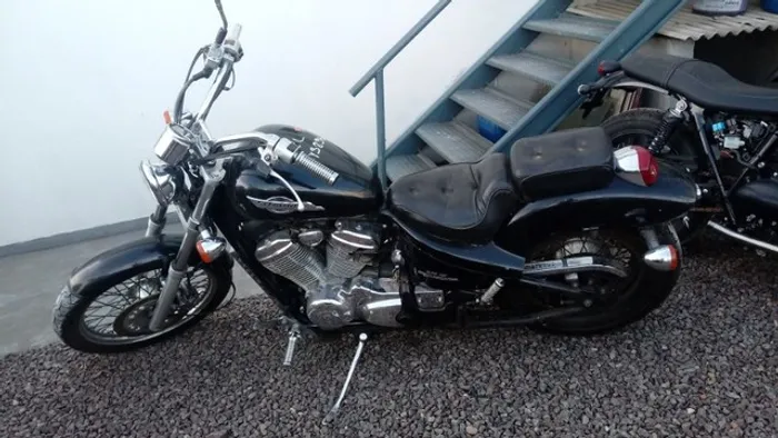 Sucata de moto para retirada de peças Honda Shadow 600 2001