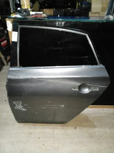 Porta Nissan Sentra 