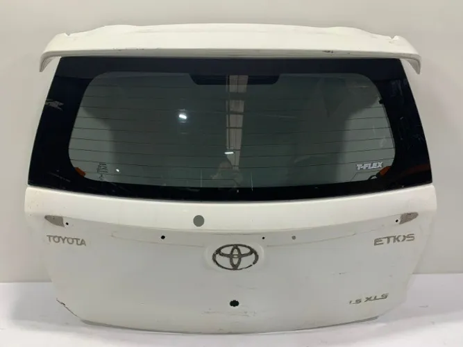 Tampa Traseira Etios 2014 Com Vigia - Branca