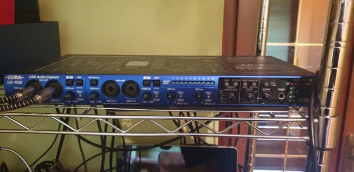 Interface de Áudio Roland 10 in 10