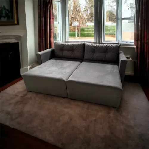 Sofá de dois lugares cama casal parecido com retrátil Novos