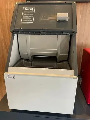 Maquina de Gelo 50 Kg