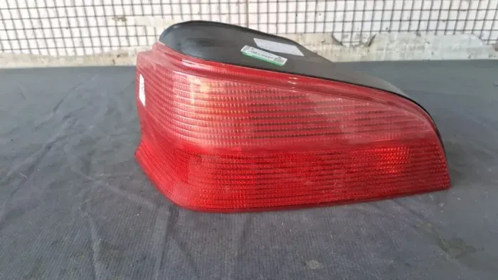 Lanterna Esquerdo Peugeot 106 96/00