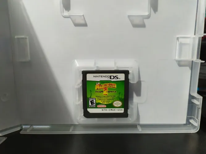 Madagascar 2 Escape África - Nintendo Ds 