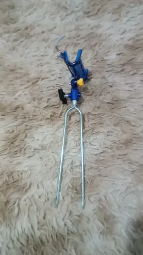Suporte para vara de pesca novo