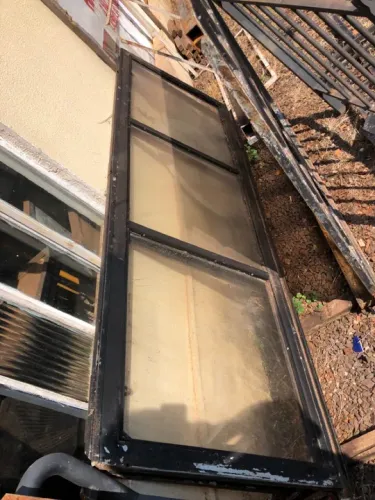 PORTA e JANELA FERRO troco TV