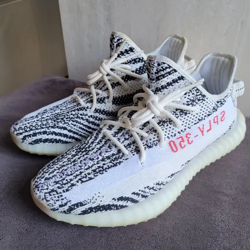 Yeezy 350 V2 Zebra