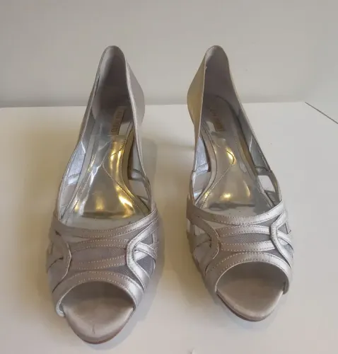 Sapato Nr 38 Cinza Peep Toe Cetim Cristal Festa Trabalho Chique Clássico feminino calçado 
