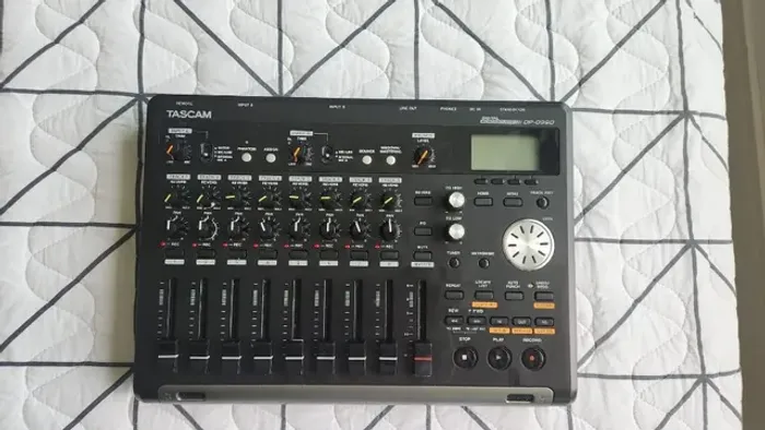 Portastudio Tascam DP03-SD