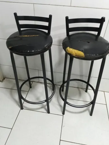 Banqueta estofada
