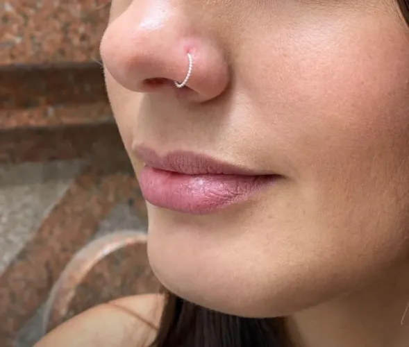 Piercing de prata de argola torcida, pronta entrega
