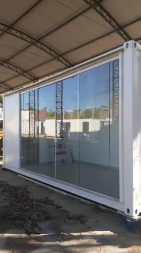 Container para Loja com blindex. 