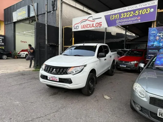 Mitsubishi L200 Triton Sport GL 2.4 Diesel 2022