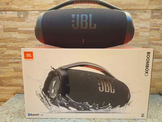 JBL Boombox 3