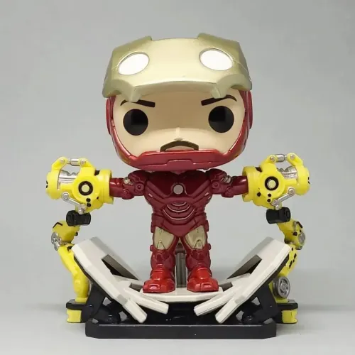 Funko Pop Iron Man with gantry 905